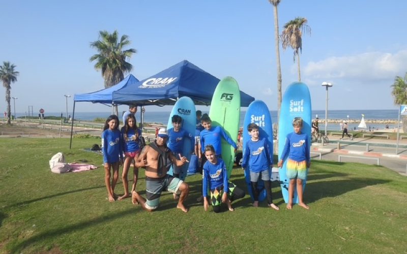 קייטנת גלישה תל אביב